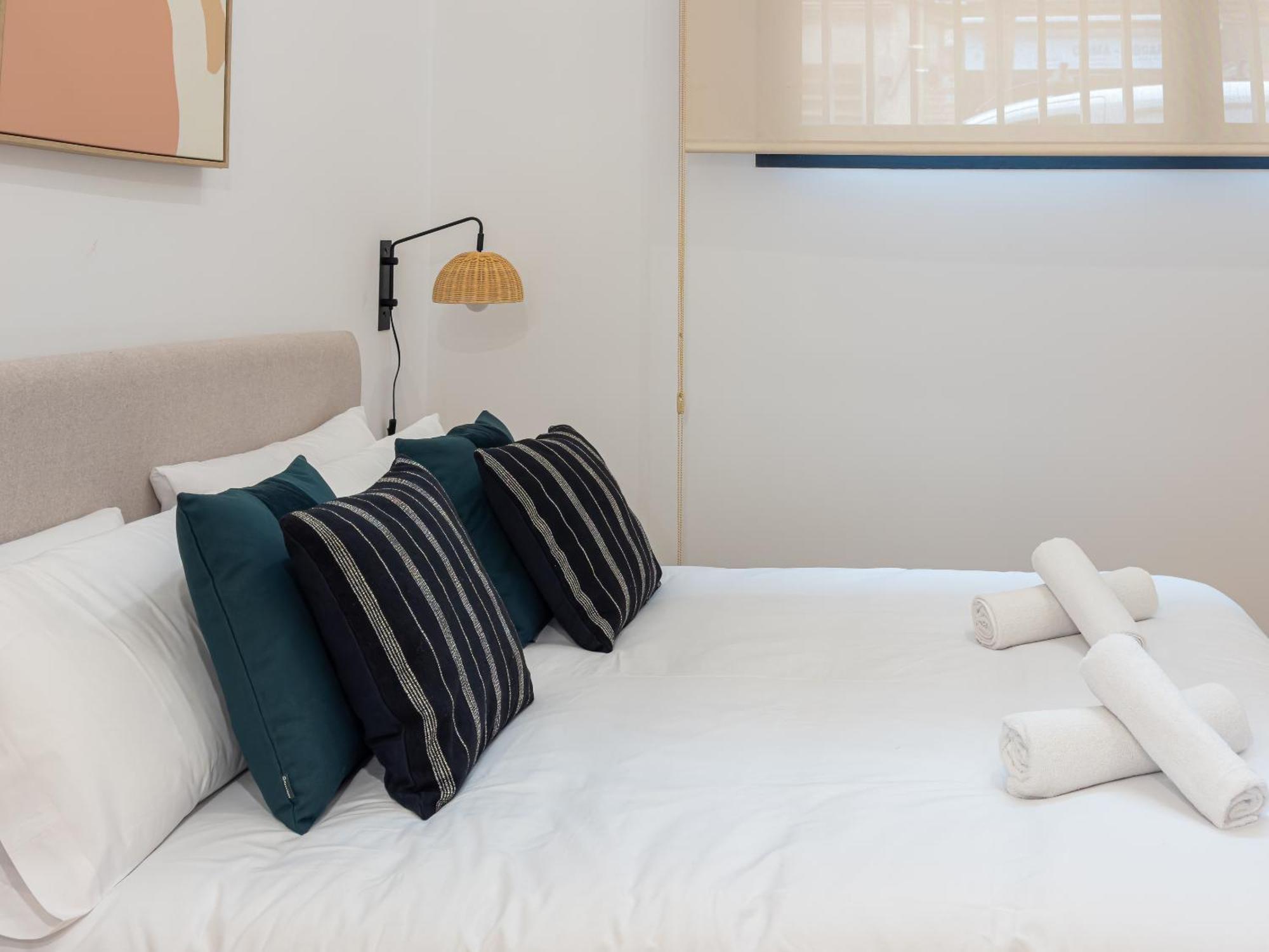Stay U-Nique Apartments Albeniz Bcn 오스피탈레트 데 요브레가트 외부 사진