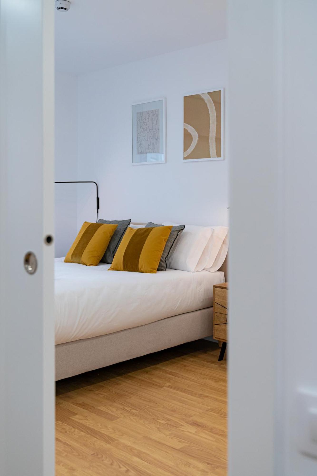 Stay U-Nique Apartments Albeniz Bcn 오스피탈레트 데 요브레가트 외부 사진